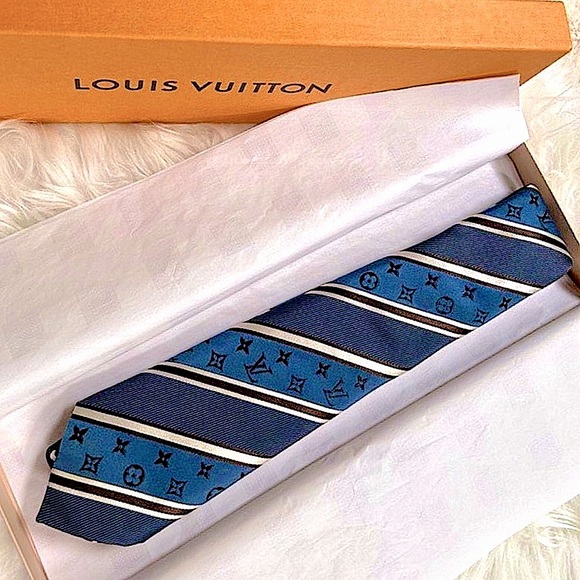 🎁ICONIC🎁✨🆕💯RARE TIMELESS AUTHN LOUIS VUITTON MONOGRAM POWER STRIPE TIE🔥 - Picture 2 of 16